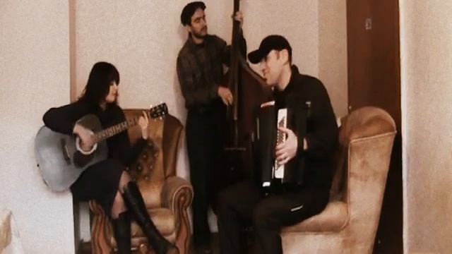 Киса Воробьянинов orhestra "Шiдi рiдi дана" смотреть онлайн