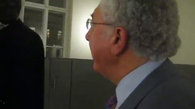 Dr.Kuel Jok lectures Avi Shlaim about his extremist unbalanced lecture смотреть онлайн