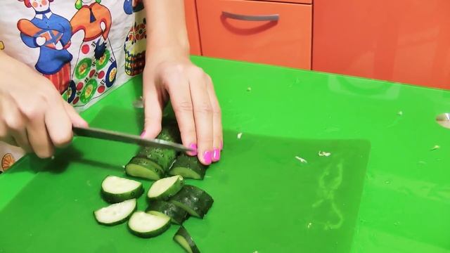 Вкусный салат с пекинской капустой ★ Салат с пекинской капустой смотреть онлайн