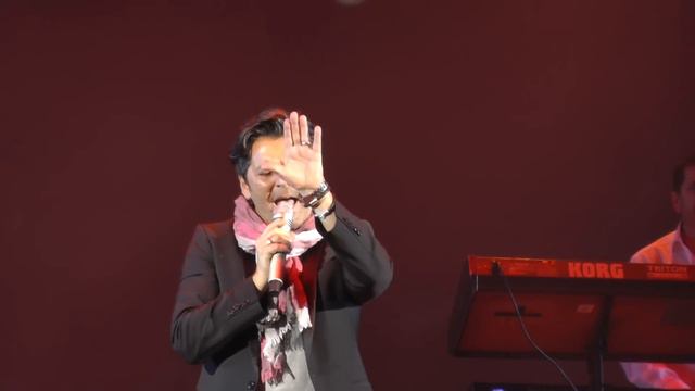 Thomas Anders -- Modern Talking Medley (Krasnoyarsk 05/11/2012) смотреть онлайн