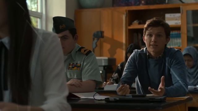 Жизнь Тома Холланда до "Человека-паука" смотреть онлайн