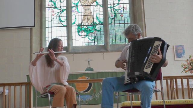 Richard Hughes and Helen Jenner play JPP tango смотреть онлайн
