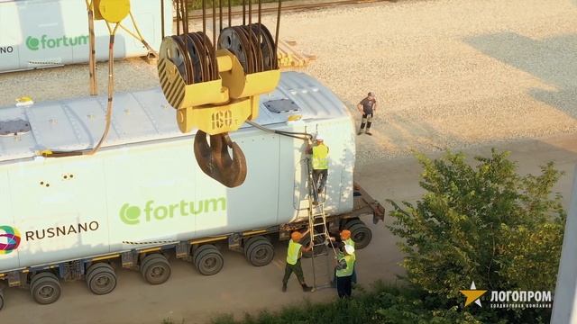 Транспортировка и погрузка гондолы ветрогенератора от завода до причала смотреть онлайн