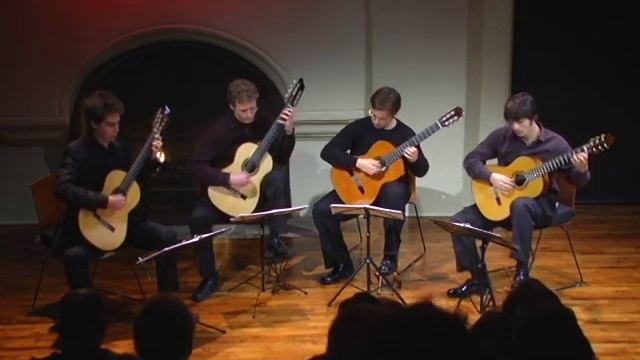 J.S. Bach: Prelude and Fugue 12, F Minor смотреть онлайн