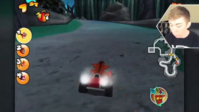 CRASH BANDICOOT NITRO KART 2 (iPhone Gameplay Video) смотреть онлайн