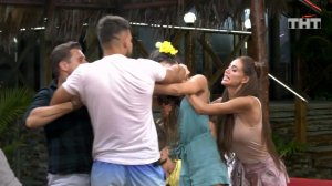 Дом-2: Захарьяш и Семеренко поругались и чуть не подрались