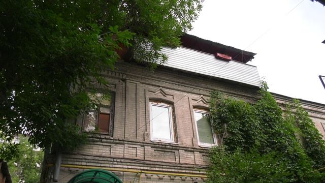 Жительница Самарского района обратилась к Александру Хинштейну с просьбой спасти дом