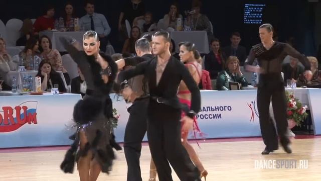 Sutu George - Manon Felici, FRA, 1/2 Pasodoble смотреть онлайн