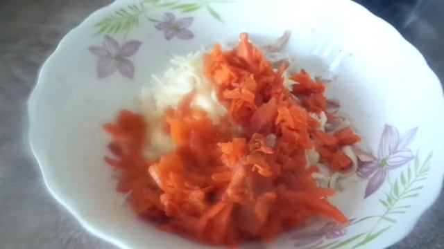 Рецепт. Салат " Дамский каприз".Рецепт от Джулии. смотреть онлайн