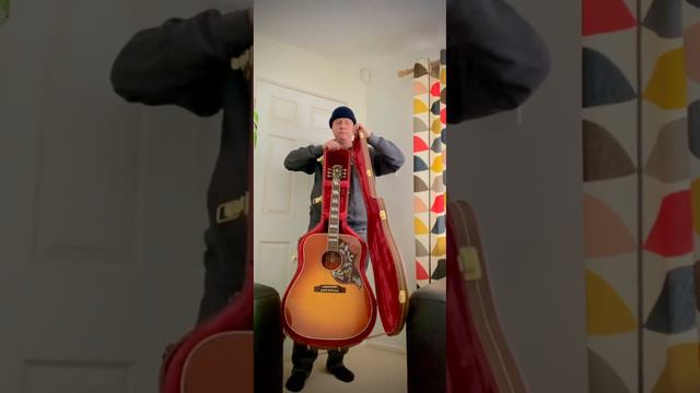 Gibson Hummingbird unboxing смотреть онлайн