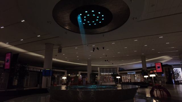 LaGuardia Airport V1 смотреть онлайн