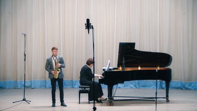 Овсянников Павел - Г.Калинкович - Концерт каприччио на тему Паганини смотреть онлайн