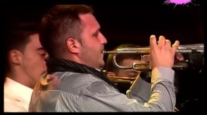 DEJAN PETROVIC BIG BAND - Splet pesama i kola (Sava Centar 2011) - (Live)