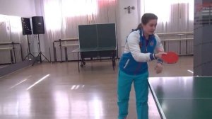 СИЛЬНАЯ ПОДАЧА В НАСТОЛЬНОМ ТЕННИСЕ. Используем вес тела (совместно с Ю. Милодановой)