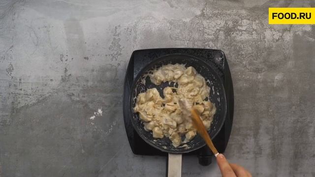 Жульен с грибами на сковороде | Рецепты Food.ru смотреть онлайн