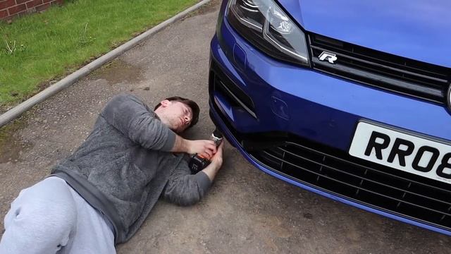 VW MK7.5 GOLF R CHEAP £50 EBAY SPLITTER INSTALL смотреть онлайн