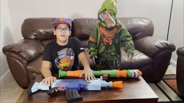 NERF FORTNITE UNBOXING | Hasbro - AR-Rippley Motorized Elite Dart Blaster смотреть онлайн