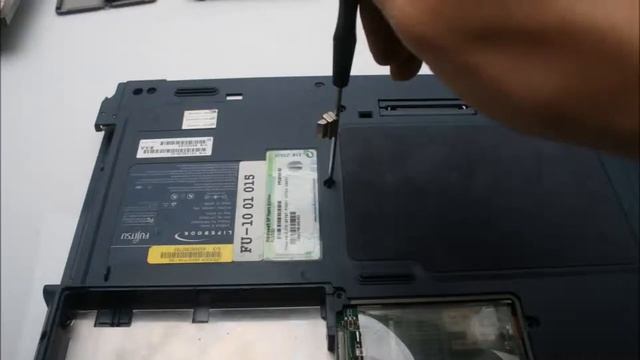Fujitsu Lifebook E4010 노트북 분해(Laptop disassembly) смотреть онлайн