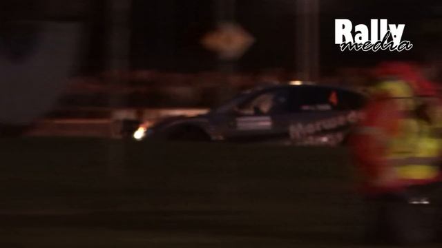 Perfect roundabout drift of Subaru Impreza WRC S14 - Mark van Eldik смотреть онлайн