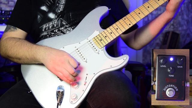 Неплохой дист Dolamo Distortion. Обзор | Гитаризм