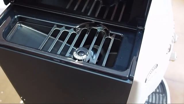 DeLonghi Magnifica ESAM4200S Superautomatica - Capuchino muy facil - 1 o 2 Cafés buenisimos смотреть онлайн