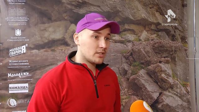 ГОРНЫЙ ТУРИЗМ В СПОРТЗАЛЕ