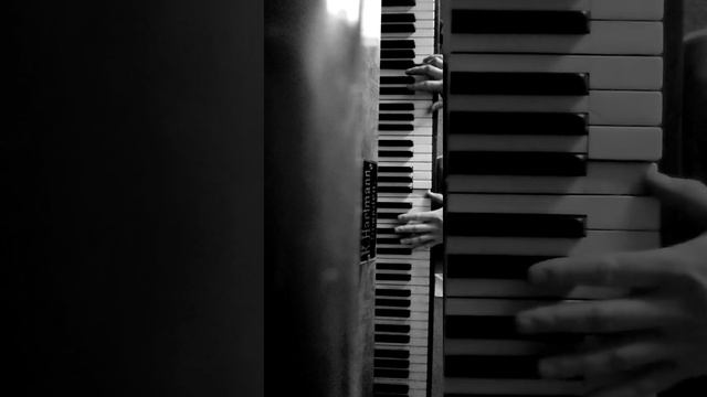Minecraft (Key) on an 1896 Piano. смотреть онлайн