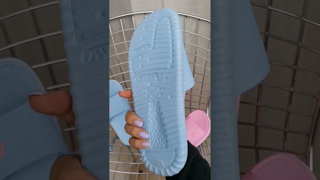 Стильные и легкие, летние женские тапочки смотреть онлайн