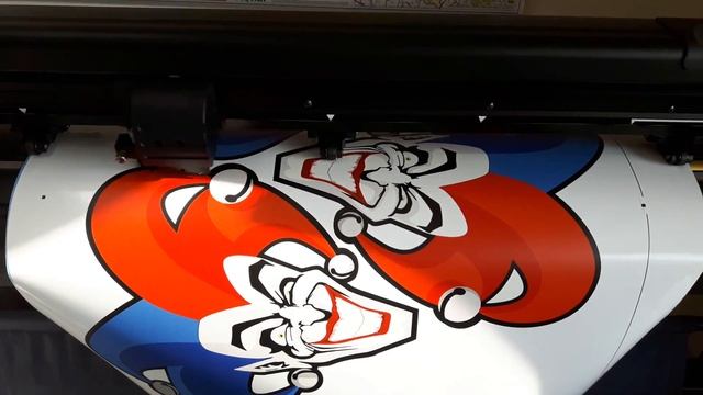 Naklejki na samochody na zamówienie, cięcie grafiki po obrysie смотреть онлайн