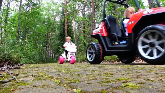 Masini & Motociclete Electrice Pentru Copii | Jocuri Cu Masina Si Motocicleta Electrica