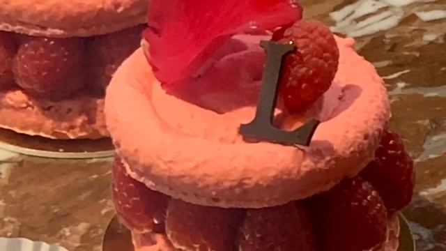 Laduree à Paris (paris)?? смотреть онлайн