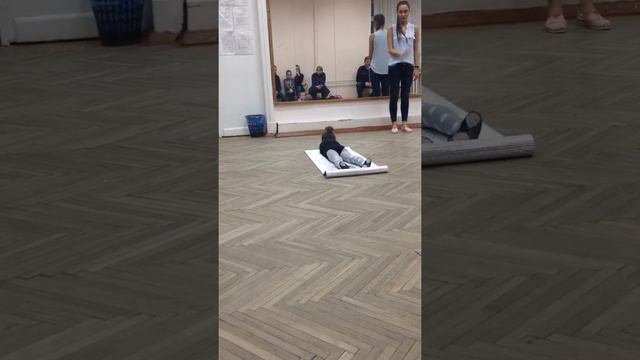 Детские танцы. Ребёнку 5 лет. смотреть онлайн