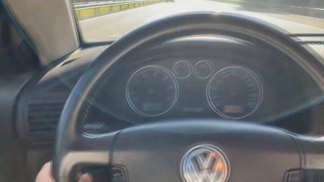 Passat alemao 1.8 Turbo à gasolina rodando no Etanol смотреть онлайн