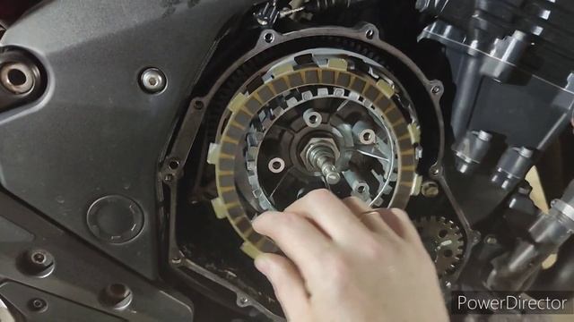 Замена сцепления на мотоцикле Kawasaki EX650F Ninja 650 ER-6F