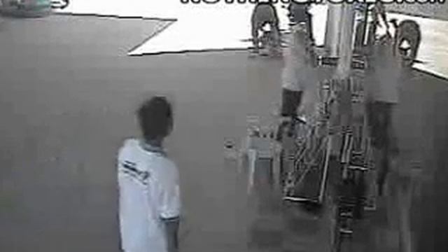 дебил угнал монстра мопед смотреть онлайн