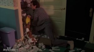 Неудачник нашел маску которая делает его неуязвимым!