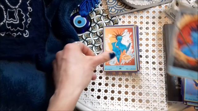 Oracle Bleu silent flipthrough (7'30") Dive in the Big Blue with me... #oracledecks #oraclebleu смотреть онлайн