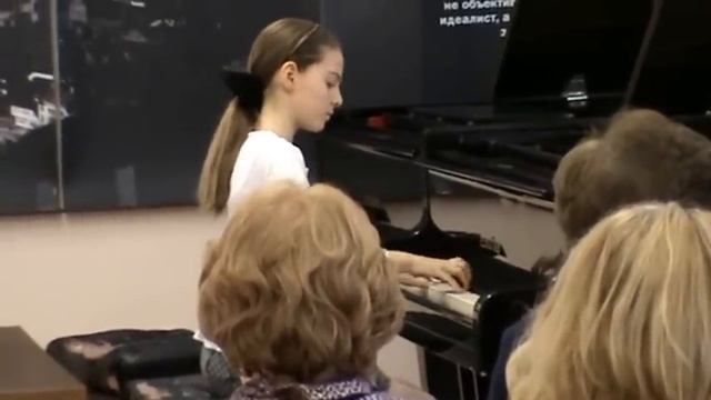 Аня, фестиваль Грига 1 смотреть онлайн