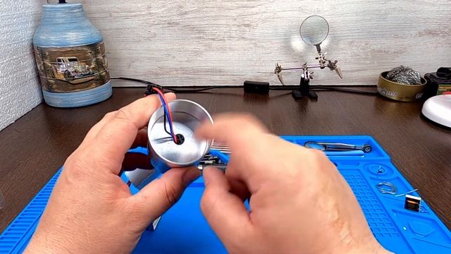 Оригинальный цилиндрический спиральный светильник с лучами и пультом с AliExpress Обзор смотреть онлайн