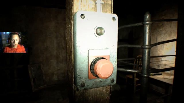 Прохождение Resident Evil 7 — Часть 1:ДОБРО ПОЖАЛОВАТЬ В СЕМЬЮ смотреть онлайн