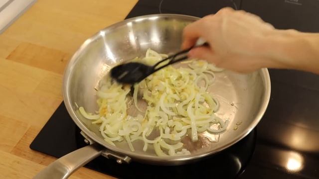 Как я готовлю ЗАВАРНЫЕ БЛИНЧИКИ | Блины с Мясом смотреть онлайн
