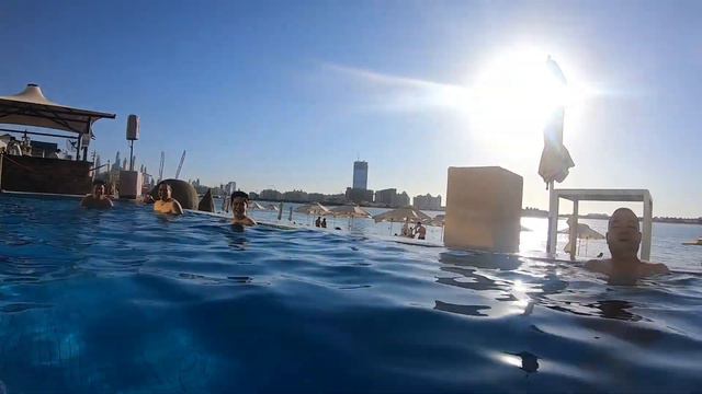 Staycation with the gang at the Royal Central Hotel - The Palm, Dubai. смотреть онлайн