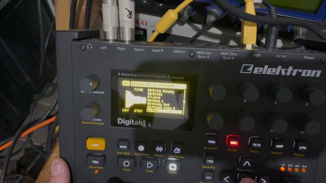 Digitakt Sample Pack - Proteus 2000 into Zoom SampleTrak ST224 смотреть онлайн