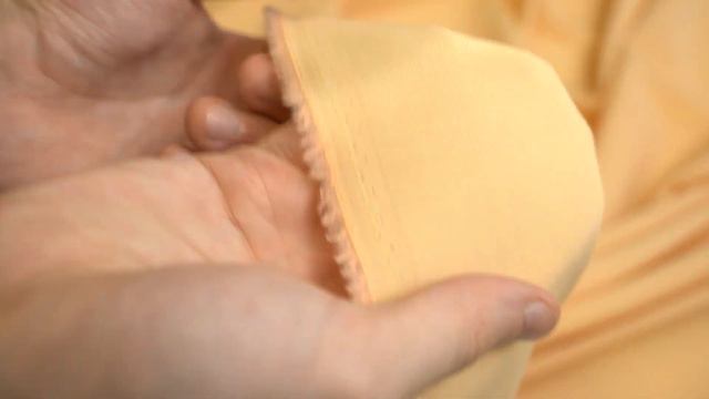 Ткань костюмная (св.персик) 98% шерсть, 2% эластан Италия смотреть онлайн