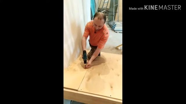 ЗАСТИЛАЕМ ДНО ЛЕСТНИЦЫ смотреть онлайн