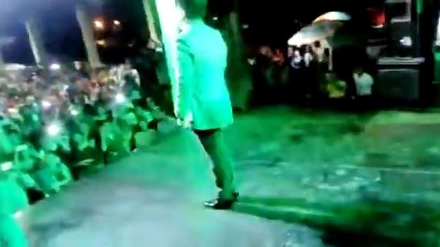 Gerardo Morán y Kevin el Idolo del Ecuador en concierto смотреть онлайн