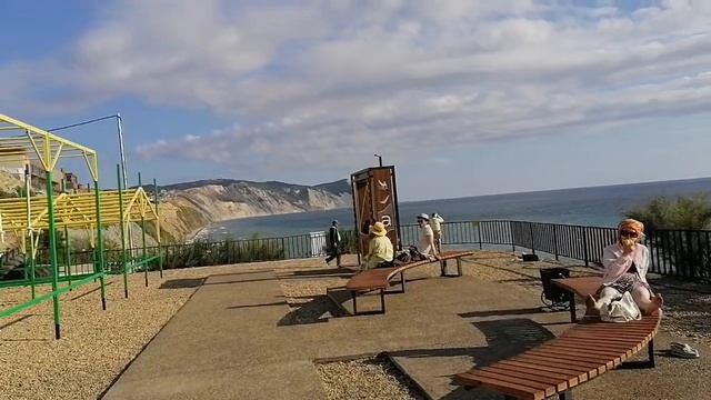 Анапа. Сегодня. Вдохновляющие изменения на спуске к морю 40-лет Победы ??️14 сентября 2022 г. смотреть онлайн