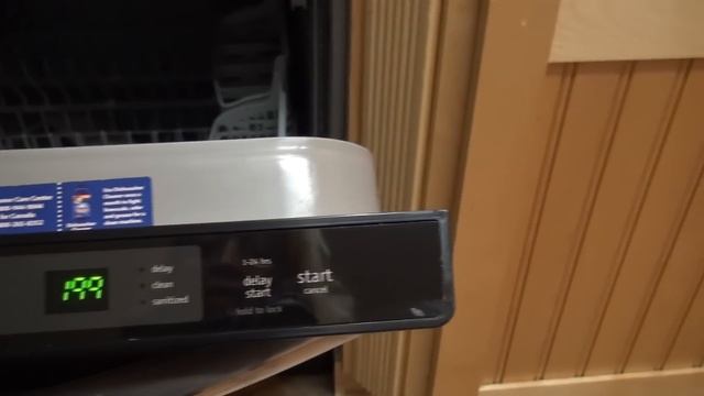 FRIGIDAIRE GALLERY Dishwasher FGID2466 Top Control Product Review ? смотреть онлайн