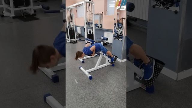 Гиперэкстензия горизонтальная или наклонная смотреть онлайн