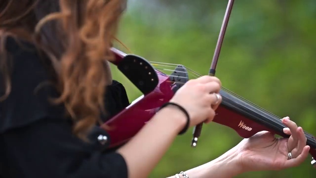 Rockabye (Clean Bandit ft. Sean Paul & Anne-Marie) - Electric Violin Cover _ Caitlin De Ville смотреть онлайн